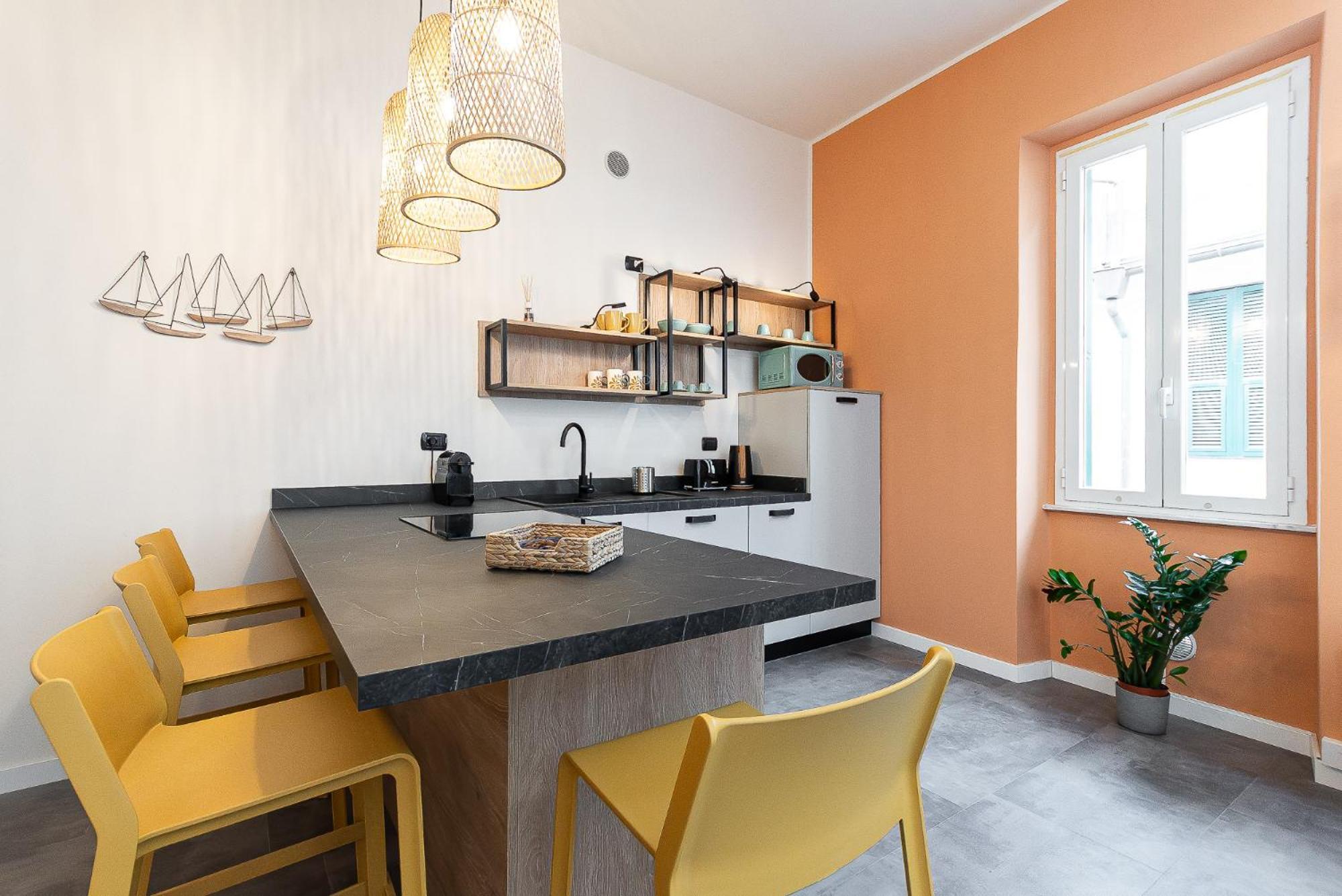 Loano Centro Storico Appartamento Loft Con Parcheggioprivatogratuito Exterior photo